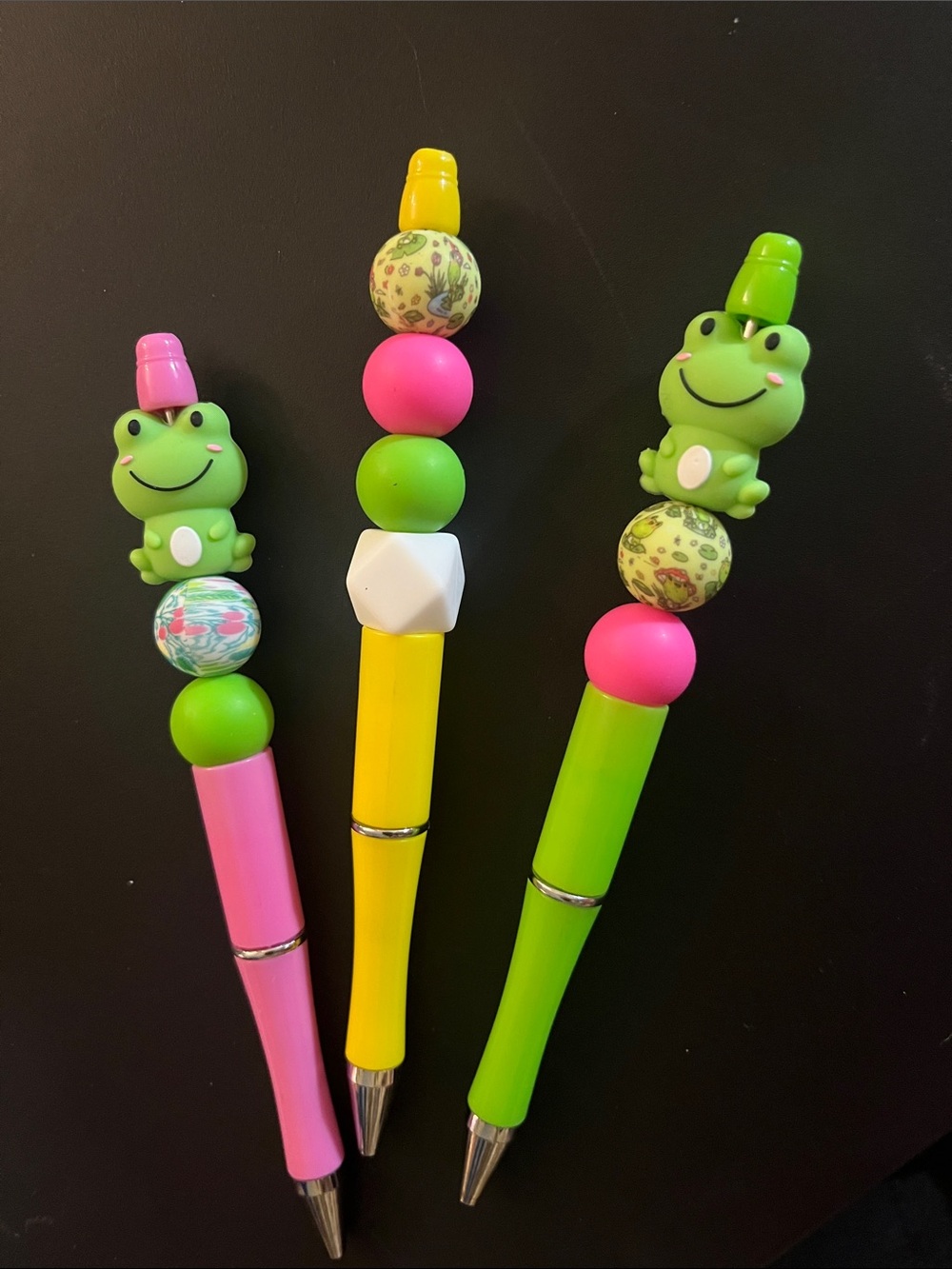 Bright colorful Frog Beaded Ballpoint Pen Trio — Pink, Yellow & Green 64